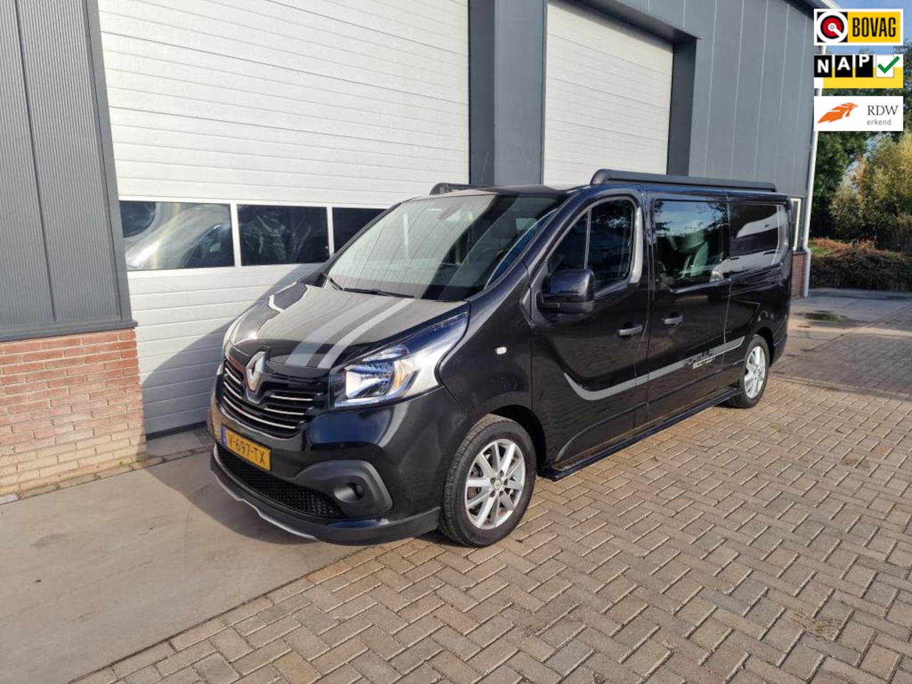 Renault Trafic - 1.6 dCi T29 L2H1 DC Formula Edition Grey Energy TOP staat! - AutoWereld.nl