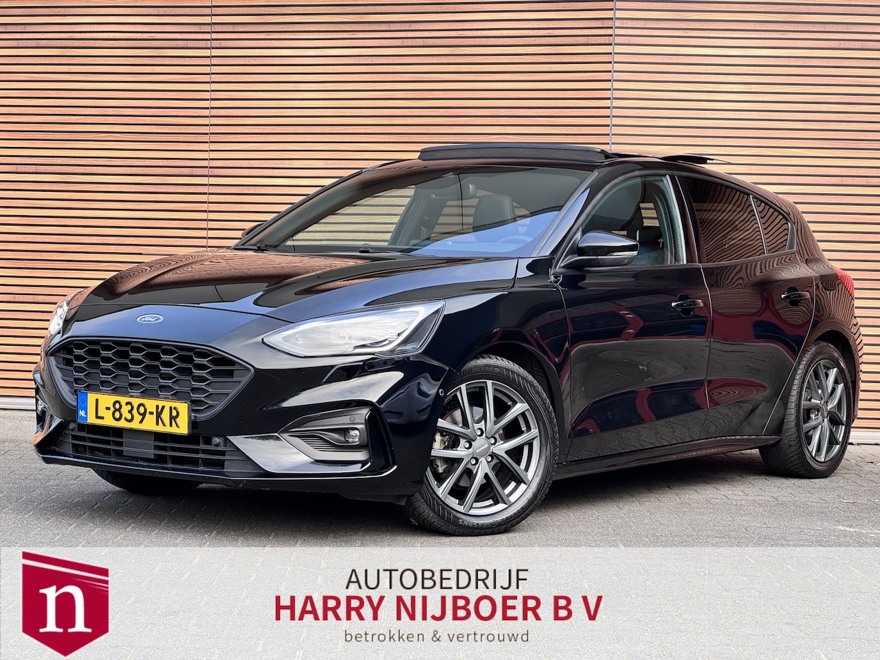 Ford Focus - 1.5 EcoBoost ST Line X Business Panodak / B&O / Afn. Trekhaak / Led / Adapt. Cruise - AutoWereld.nl