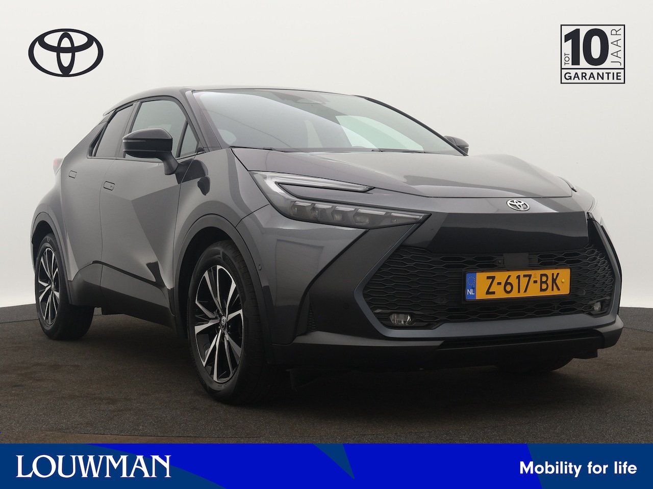 Toyota C-HR - 1.8 Hybrid 140 First Edition | Dodehoekdetector | 360 Camera | Elektrische Achterklep | - AutoWereld.nl