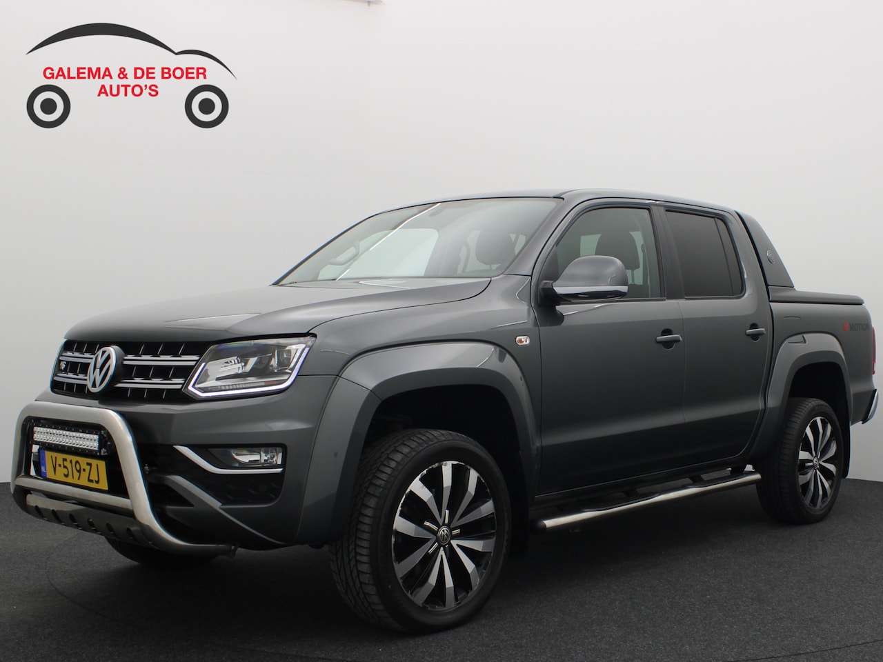 Volkswagen Amarok - 3.0 TDI 4Motion Highline AUTOMAAT / TREKHAAK / CAMERA / XENON / LEDER / STOELVERW / CARPLA - AutoWereld.nl