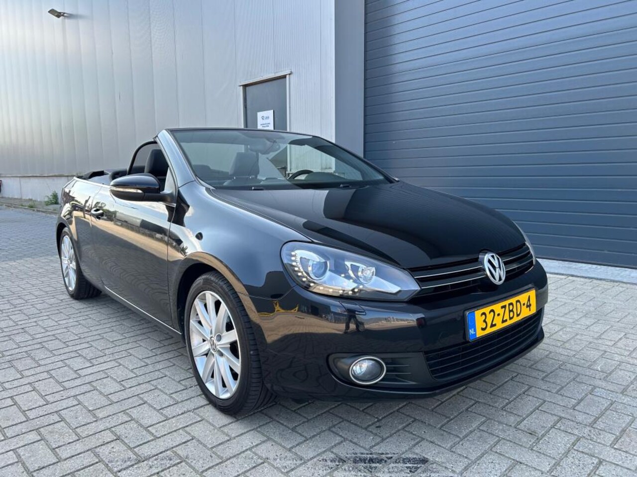 Volkswagen Golf Cabriolet - 1.2 TSI BM LEDER XENON PDC CLIMA - AutoWereld.nl