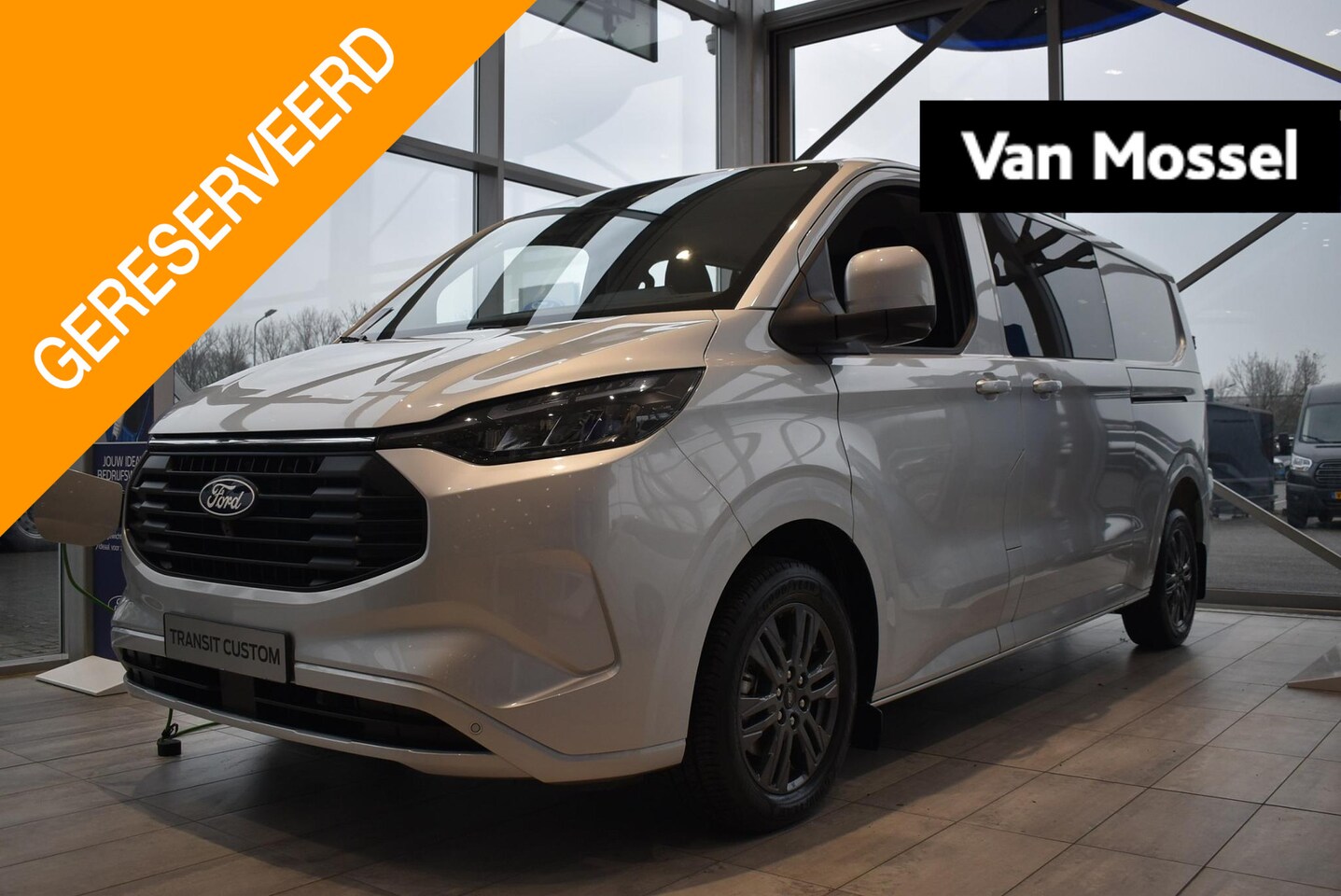 Ford Transit Custom - 320 2.5 PHEV L2H1 Limited DC | Handsfree Elektrische Zijschuifdeuren | Digitale Achteruitk - AutoWereld.nl