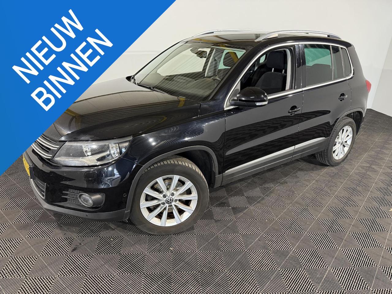 Volkswagen Tiguan - 1.4 TSI Sport&Style - AutoWereld.nl