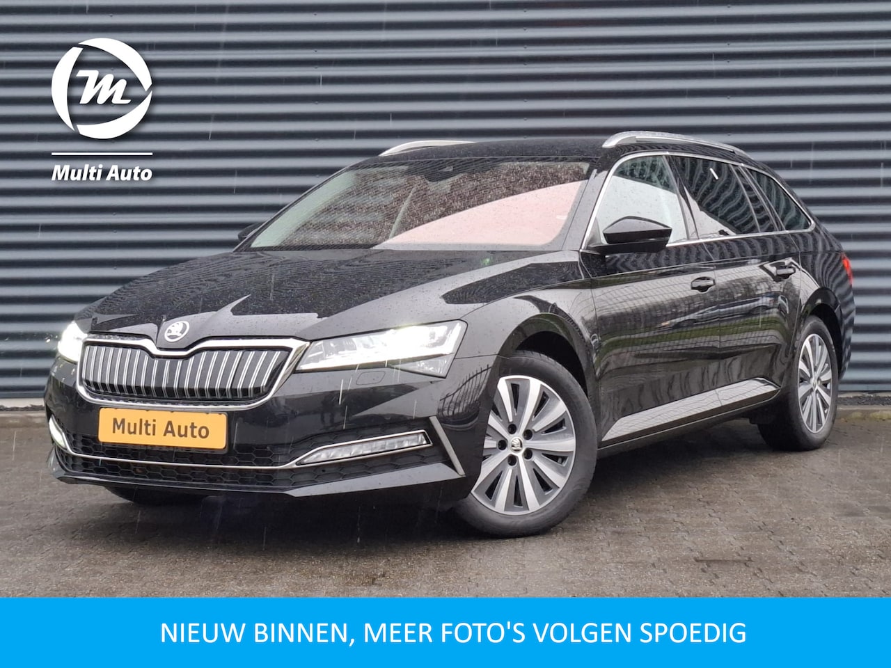 Skoda Superb Combi - 1.4 TSI iV Business Edition Plug In Hybrid PHEV | Sportstoelen Memory & Verwarmd | Crystal - AutoWereld.nl