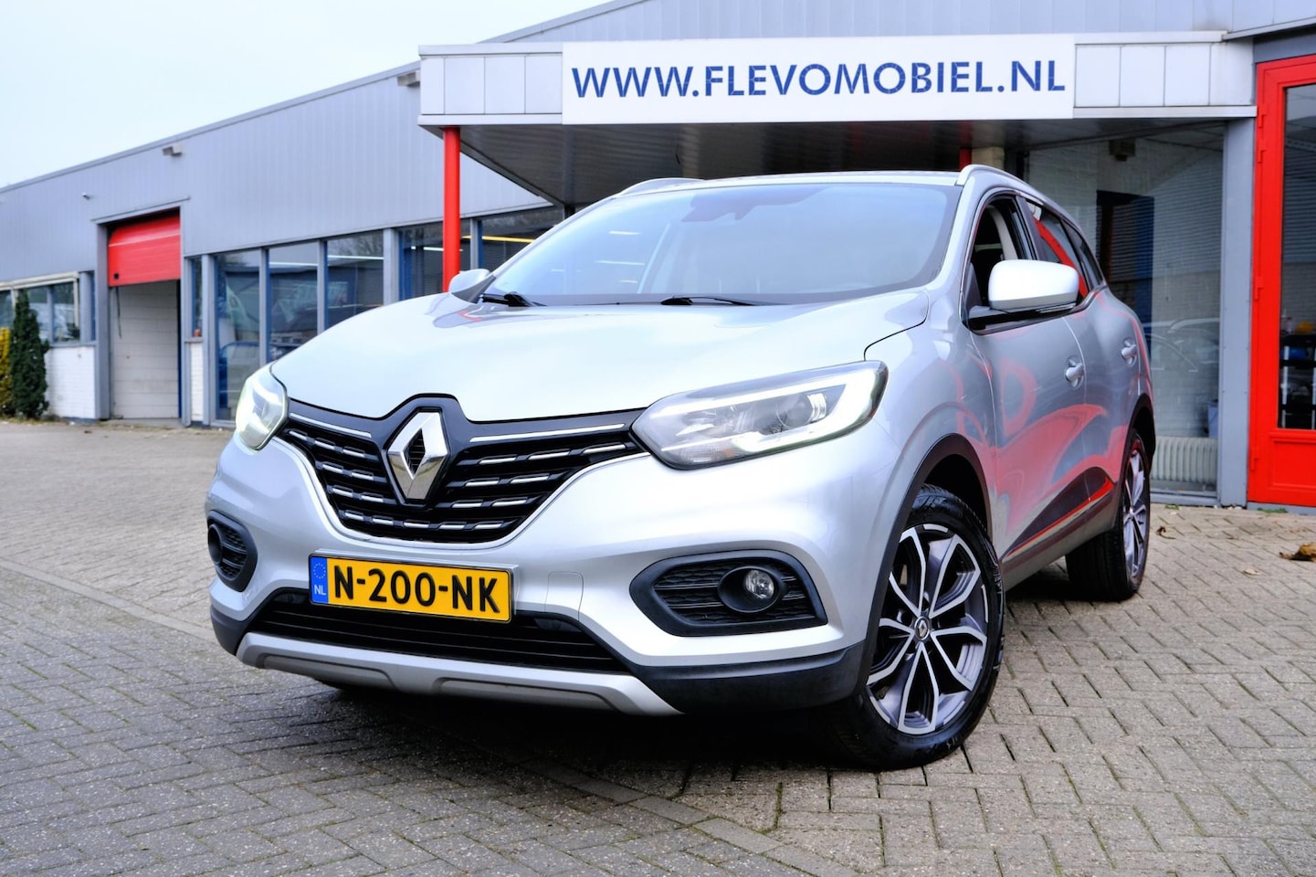 Renault Kadjar - 1.3 TCe 140pk Zen Navi|Clima|Half leder|LMV - AutoWereld.nl