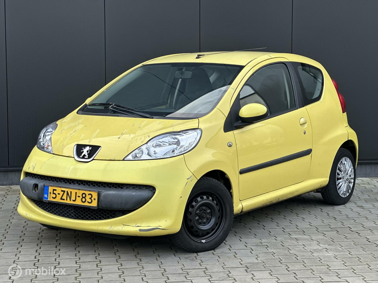 Peugeot 107 - 1.0-12V XR 1.0-12V XR - AutoWereld.nl