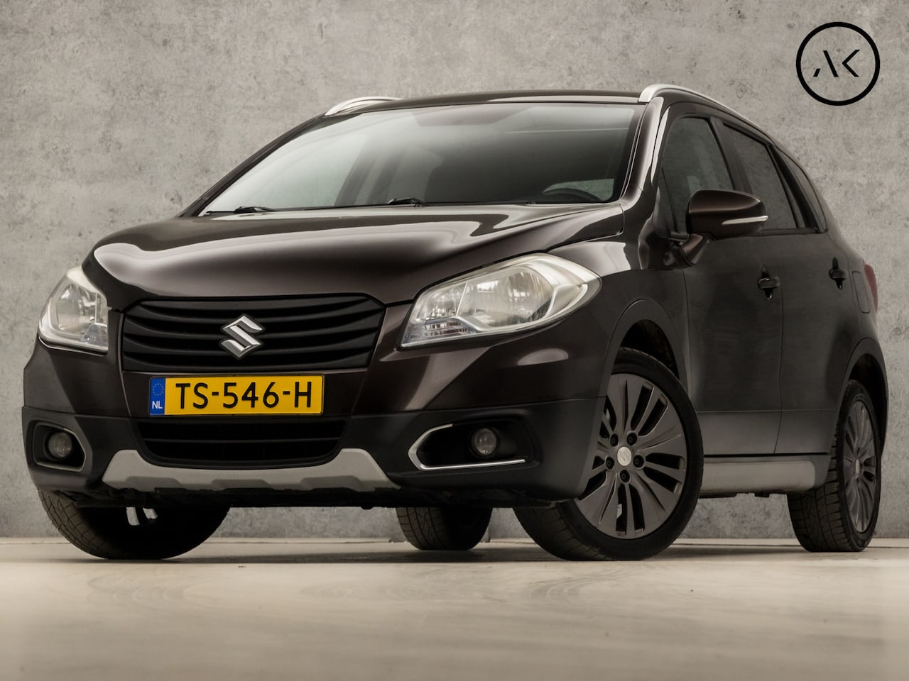 Suzuki SX4 S-Cross - 1.6 Exclusive Automaat (PANORAMADAK, CLIMATE, CRUISE, GETINT GLAS, SPORTSTOELEN, LM VELGEN - AutoWereld.nl