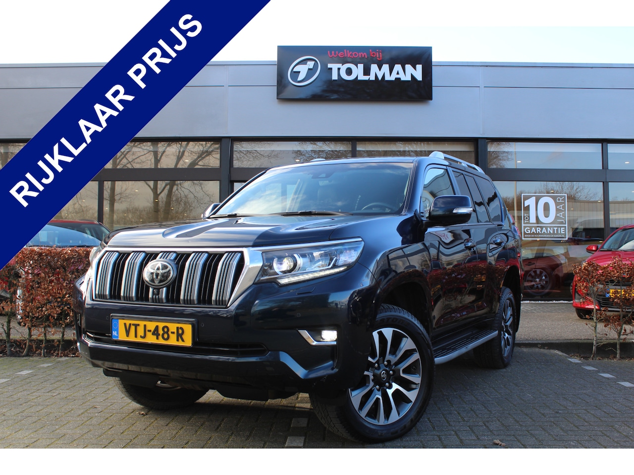 Toyota Land Cruiser - 2.8 D-4D-F Professional Window Van | Rijklaar | Trekhaak | Stoel-verwarming/koeling | Came - AutoWereld.nl