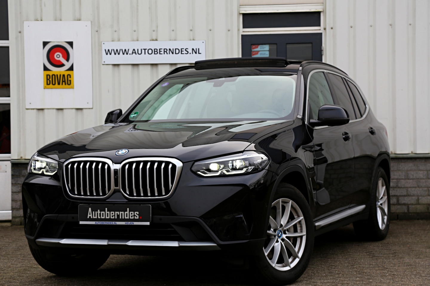 BMW X3 - xDrive30e 292PK Facelift Plug in hybride PHEV*Perfect BMW Onderh.*BTW*Elek. Trekhaak/Pano/ - AutoWereld.nl