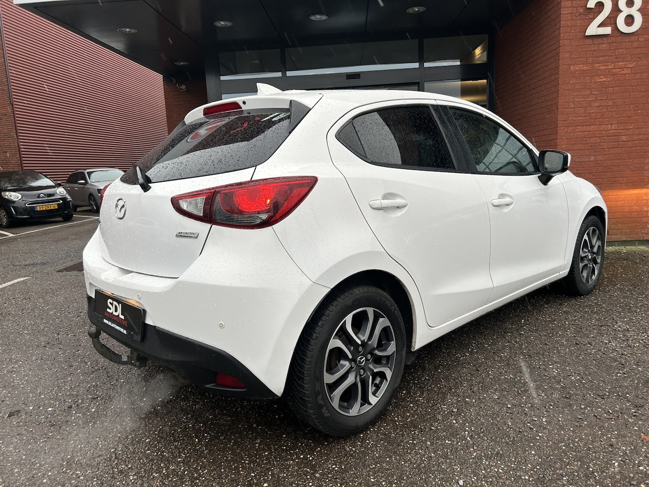 Mazda 2 - 1.5 Skyactiv-G TS+ // NAVI // CLIMA // PDC+CAMERA // CRUISE // STOELVERWARMING // TREKHAAK - AutoWereld.nl