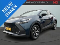 Toyota C-HR - 2.0 Plug-in Hybrid 220 First Edition Navigatie / 360 Camera / Climate Control / Cruise Con