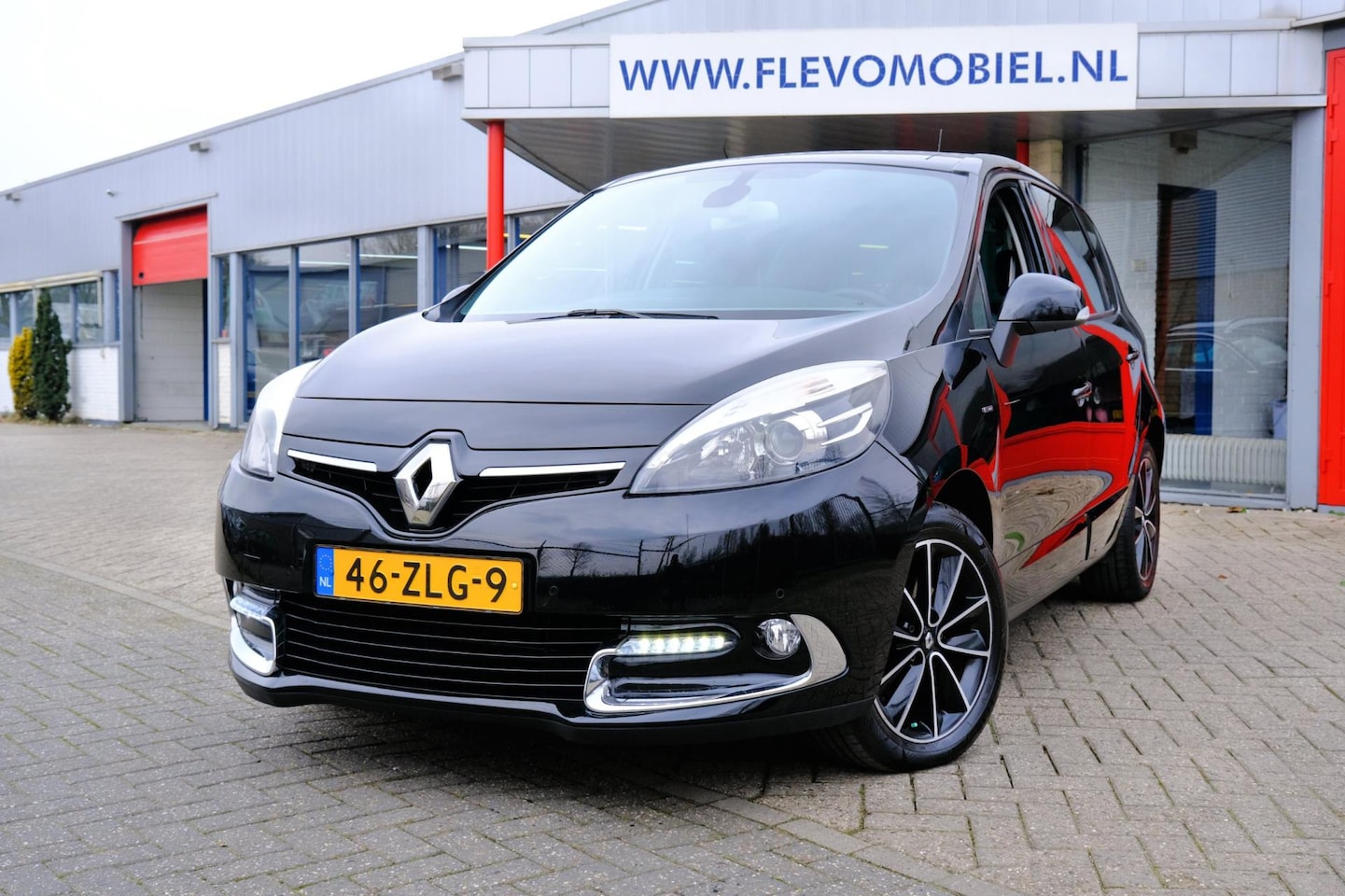 Renault Scénic - 1.4 TCe 130PK Bose Pano|Clima|Navi|LMV - AutoWereld.nl