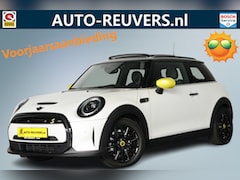 MINI Mini-Electric - Cooper Navigatie / Panorama / HarmanKardon / HUD