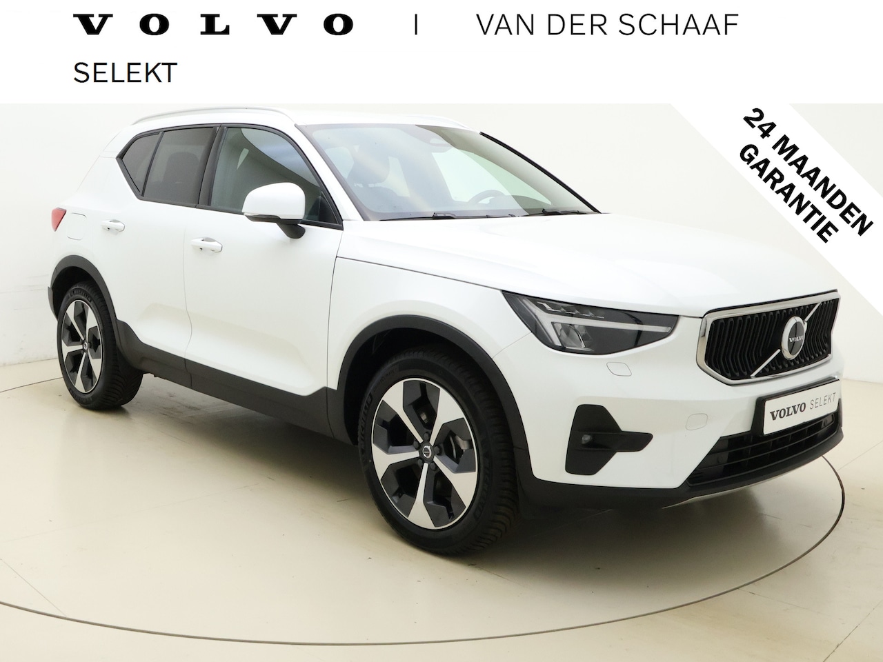 Volvo XC40 - B3 177pk Automaat Core / El. Stoelen / El. Trekhaak / Full-LED / Keyless / Adapt. Cruise / - AutoWereld.nl