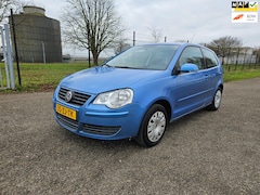 Volkswagen Polo - 1.4-16V Optive