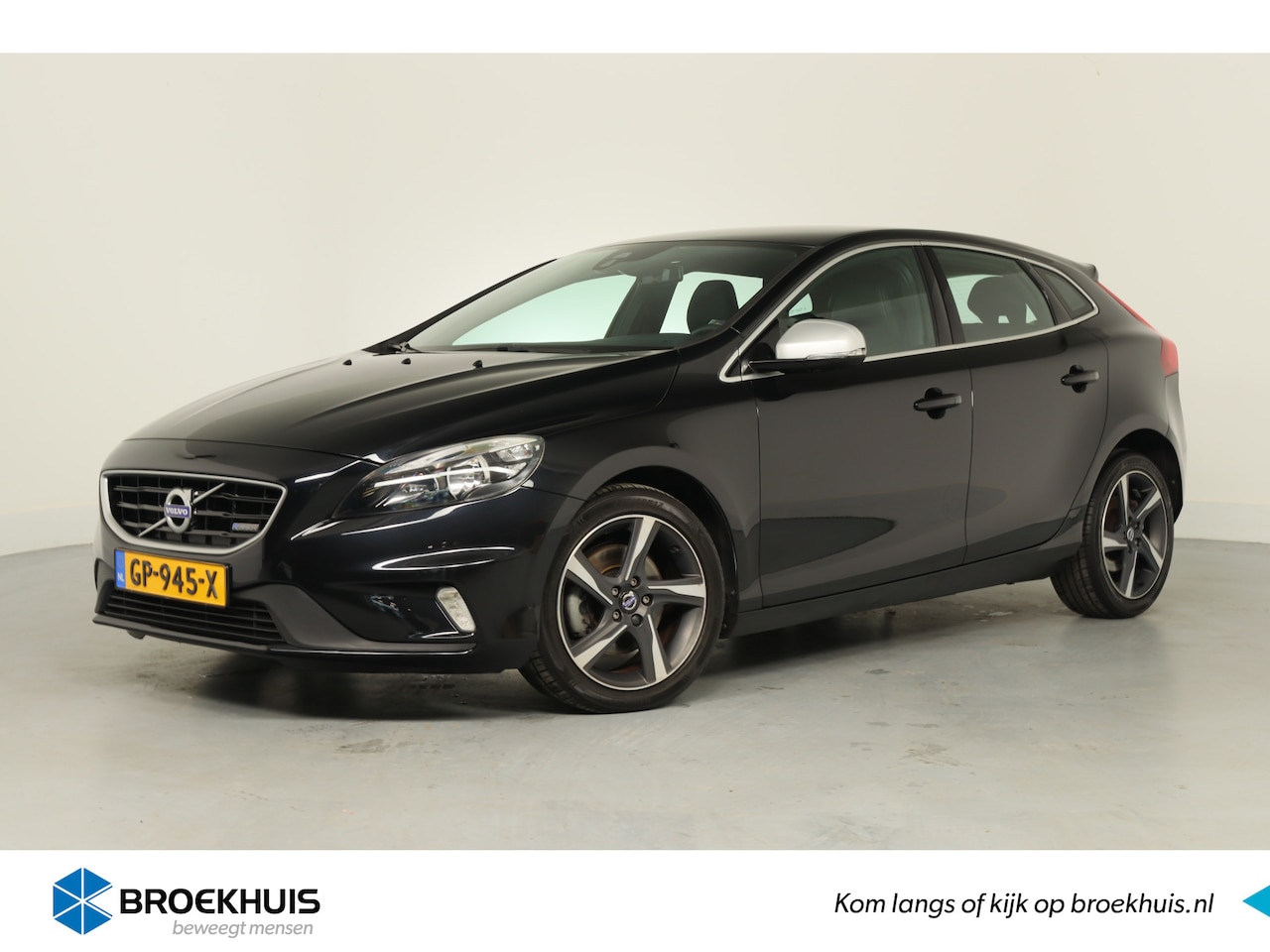 Volvo V40 - 1.6 T4 180pk R-Design | Automaat | Navigatie | Climate Control | Cruise Control | Parkeers - AutoWereld.nl