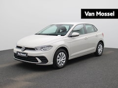 Volkswagen Polo - 1.0 MPI Polo | Direct leverbaar | Parkeersensoren achter | Apple Carplay | Android Auto |