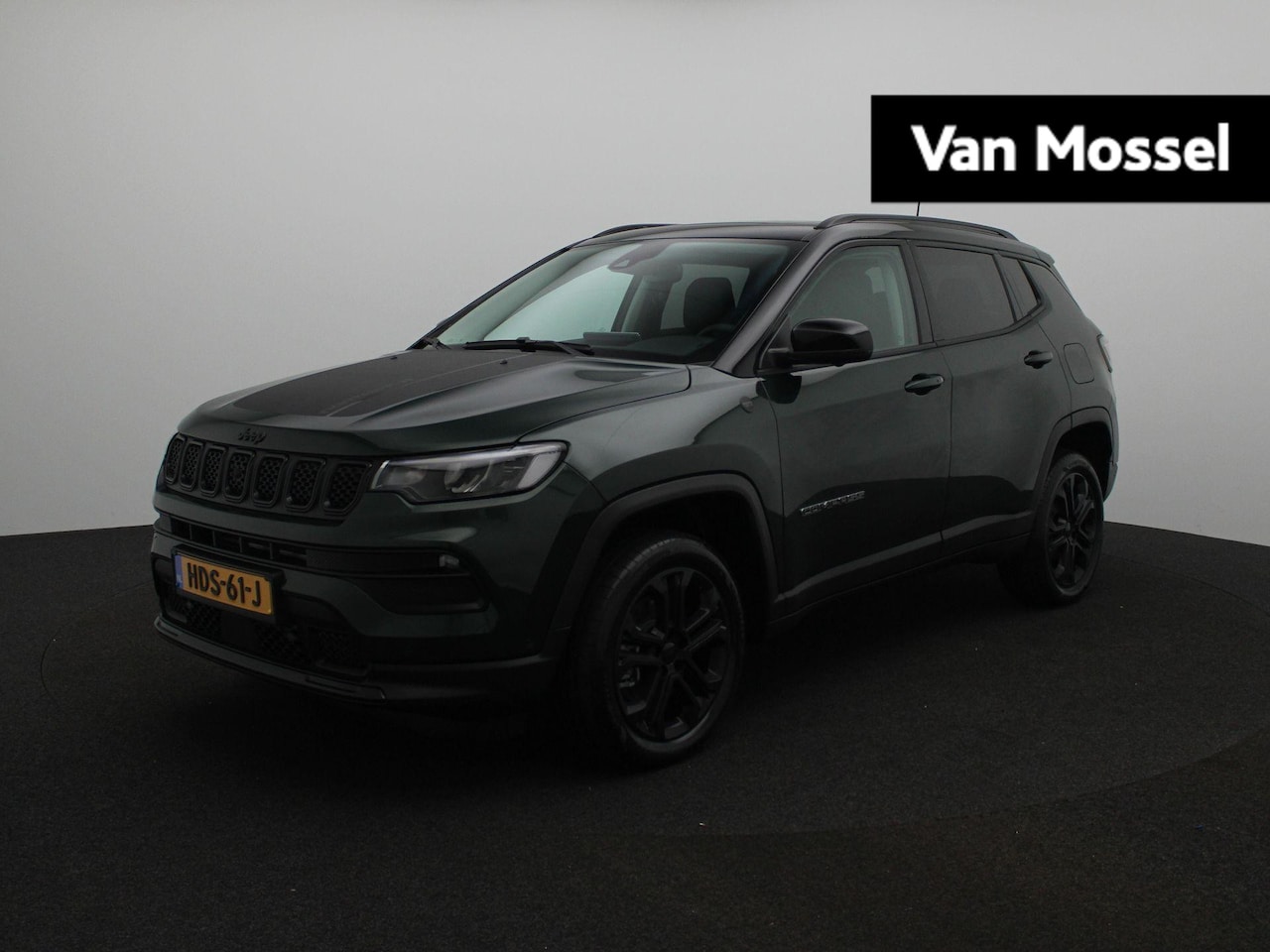 Jeep Compass - 4xe 240 Plug-in Hybrid Electric North Star | Panorama Dak | Zwarte Details | - AutoWereld.nl