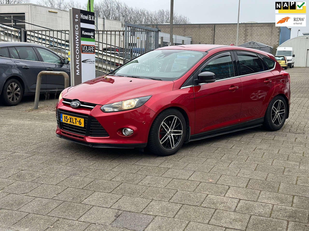 Ford Focus - 1.0 EcoBoost Lease Titanium 1.0 EcoBoost Lease Titanium - AutoWereld.nl