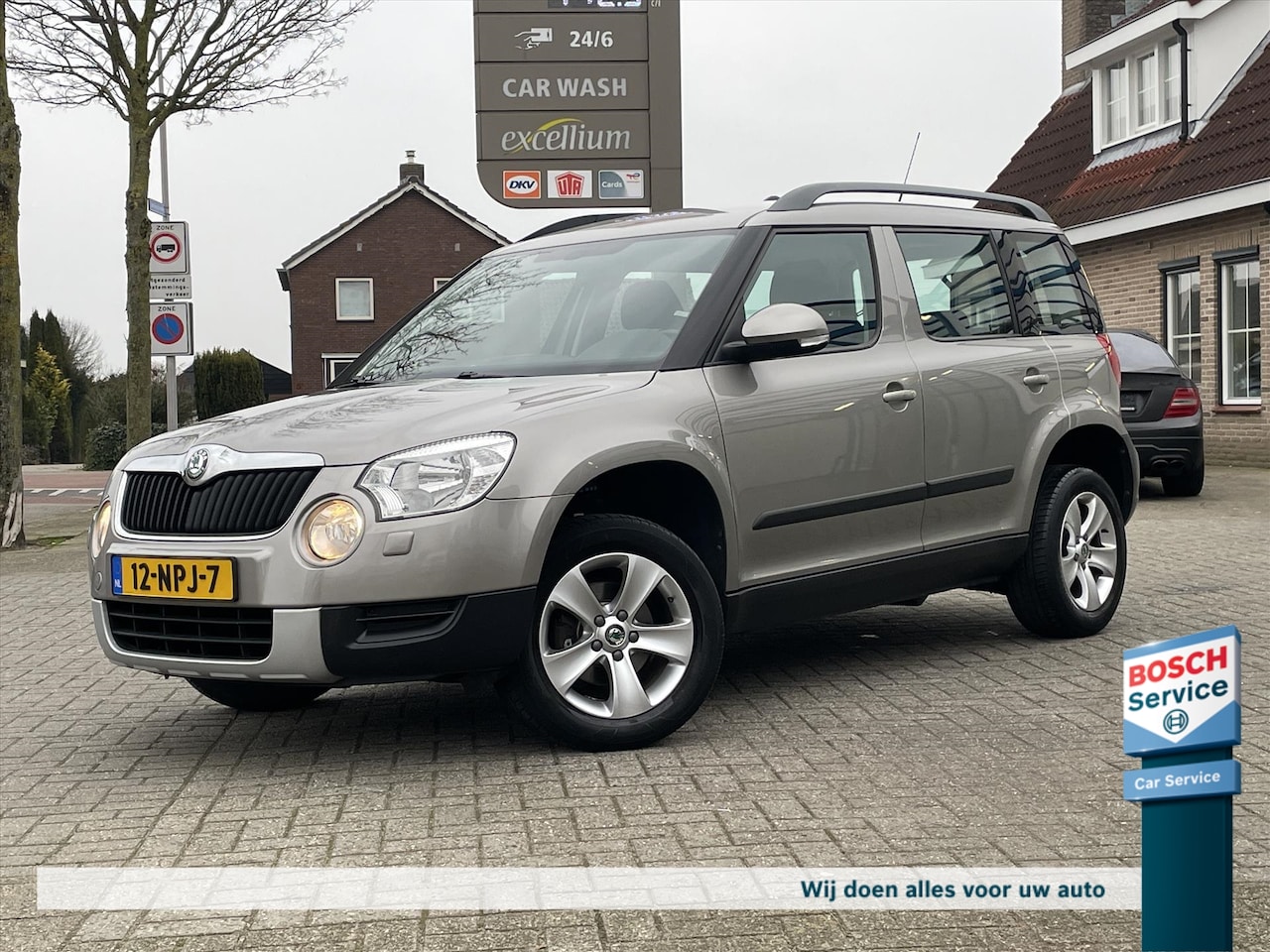 Skoda Yeti - 1.2 TSI Org NL / Cruise / Trekhaak / Clima / DSG / Lichtmetaal / 5Drs - AutoWereld.nl