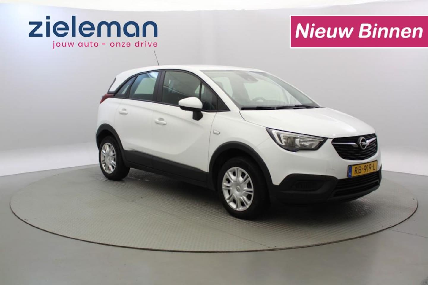 Opel Crossland X - 1.2 Turbo Online Edition - Carplay, Cruise, Airco - AutoWereld.nl