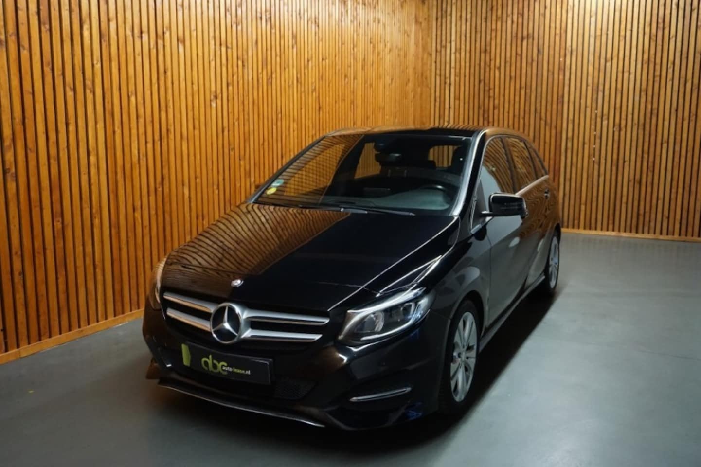 Mercedes-Benz B-klasse - B180 CDI BLUE EFF. LEASE EDITION/ AIRCO/ NAVI - AutoWereld.nl