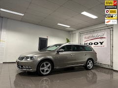 Volkswagen Passat Variant - 1.4 TSI Highline BlueMotion * Automaat / Trekhaak / Navigatie / NL Auto