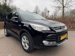 Ford Kuga - 1.6 150PK TITANIUM/THAAK/HLEER/XENON/STOELVERW