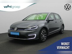 Volkswagen e-Golf - 136 pk | Navigatie Discover Pro | Virtual Cockpit | Achteruitrijcamera | Stoelverwarming |