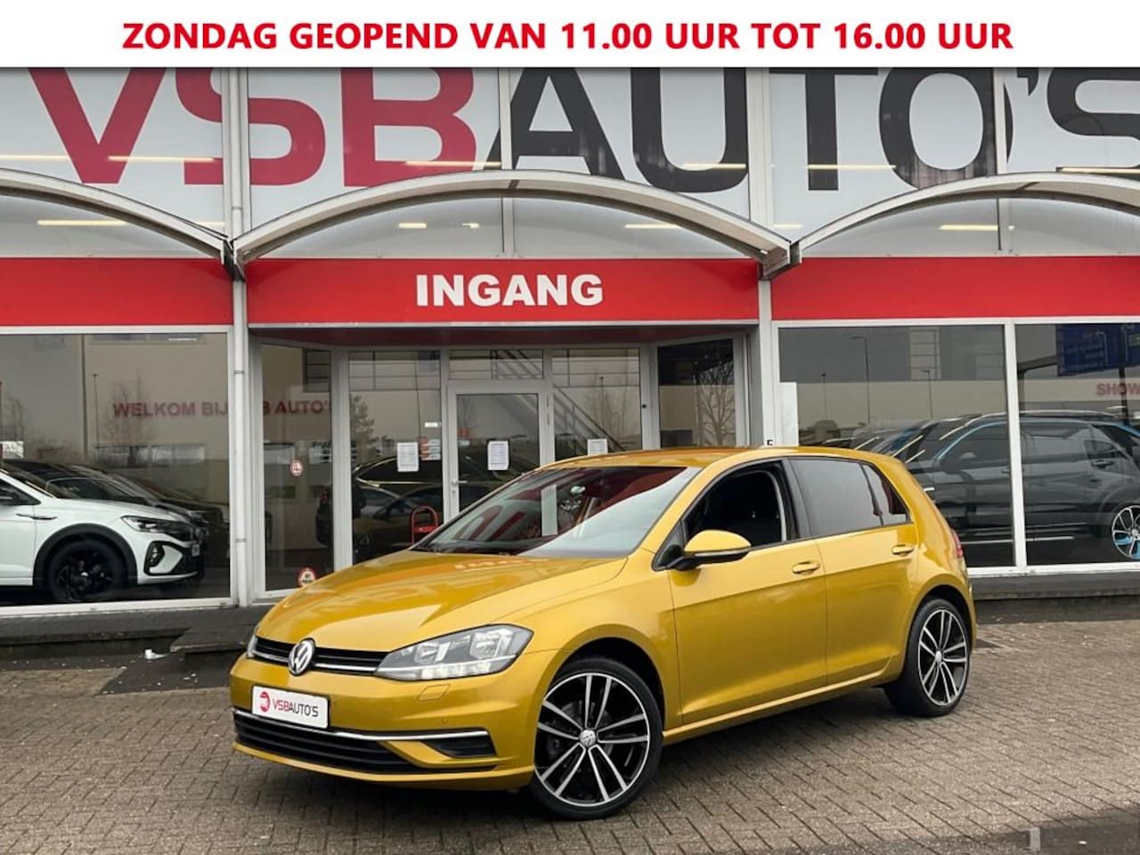 Volkswagen Golf - 1.0 TSI AUT. LED FACELIFT NAVI CARPLAY CAMERA AIRCO LMV PDC - AutoWereld.nl