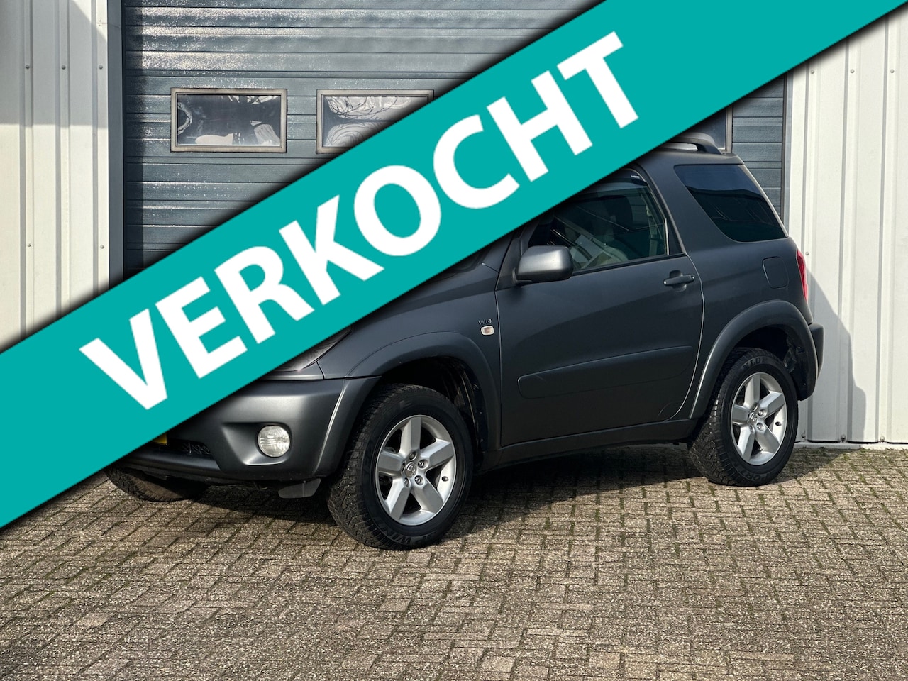 Toyota RAV4 - 2.0-16V VVT-i Sol 4x4 AUTOMAAT / CLIMA / NAP! - AutoWereld.nl