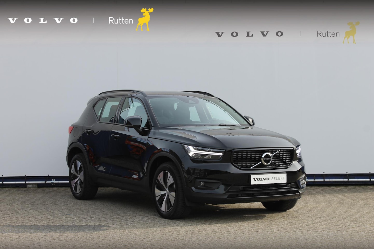 Volvo XC40 - T4 211pk Automaat Recharge R-Design Expression Navigatie / Standkachel / 18" lichtmetalen - AutoWereld.nl