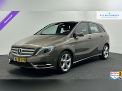 Mercedes-Benz B-klasse - 200 Ambition NAVIGATIE LEER LM TREKHAAK