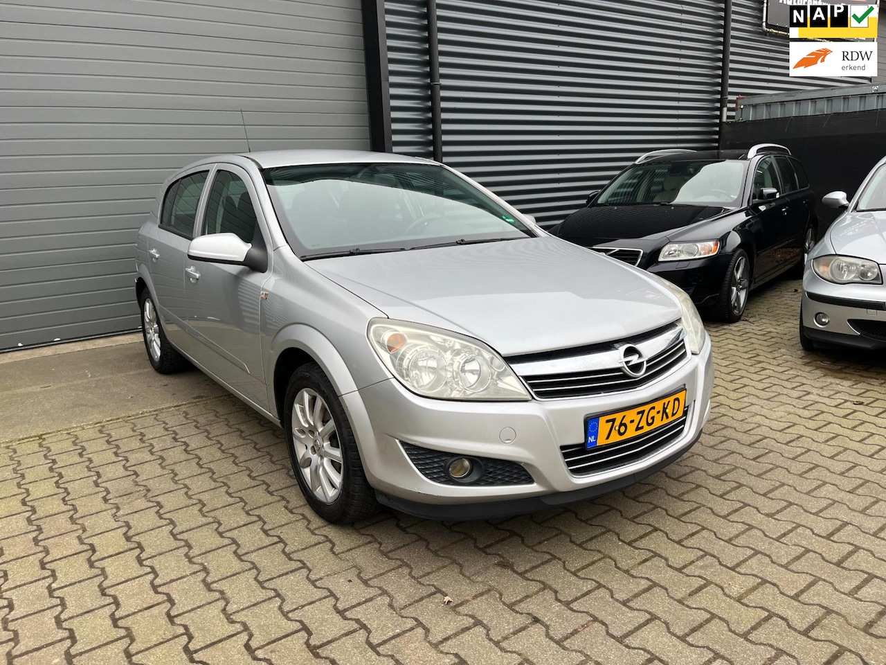 Opel Astra - 1.6 Temptation NIEUWE APK/TREKHAAK - AutoWereld.nl