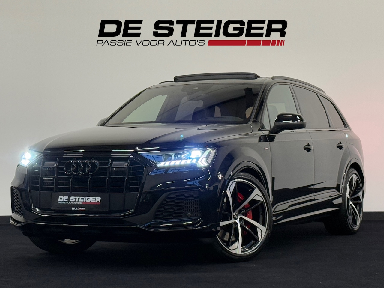 Audi Q7 SQ7 - 55 TFSI e quattro Competition SQ7 RS Seats Pano B&O Luchtvering - AutoWereld.nl