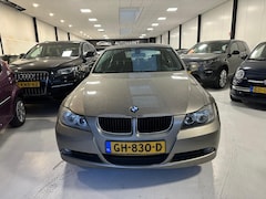 BMW 3-serie - 318i Business Line