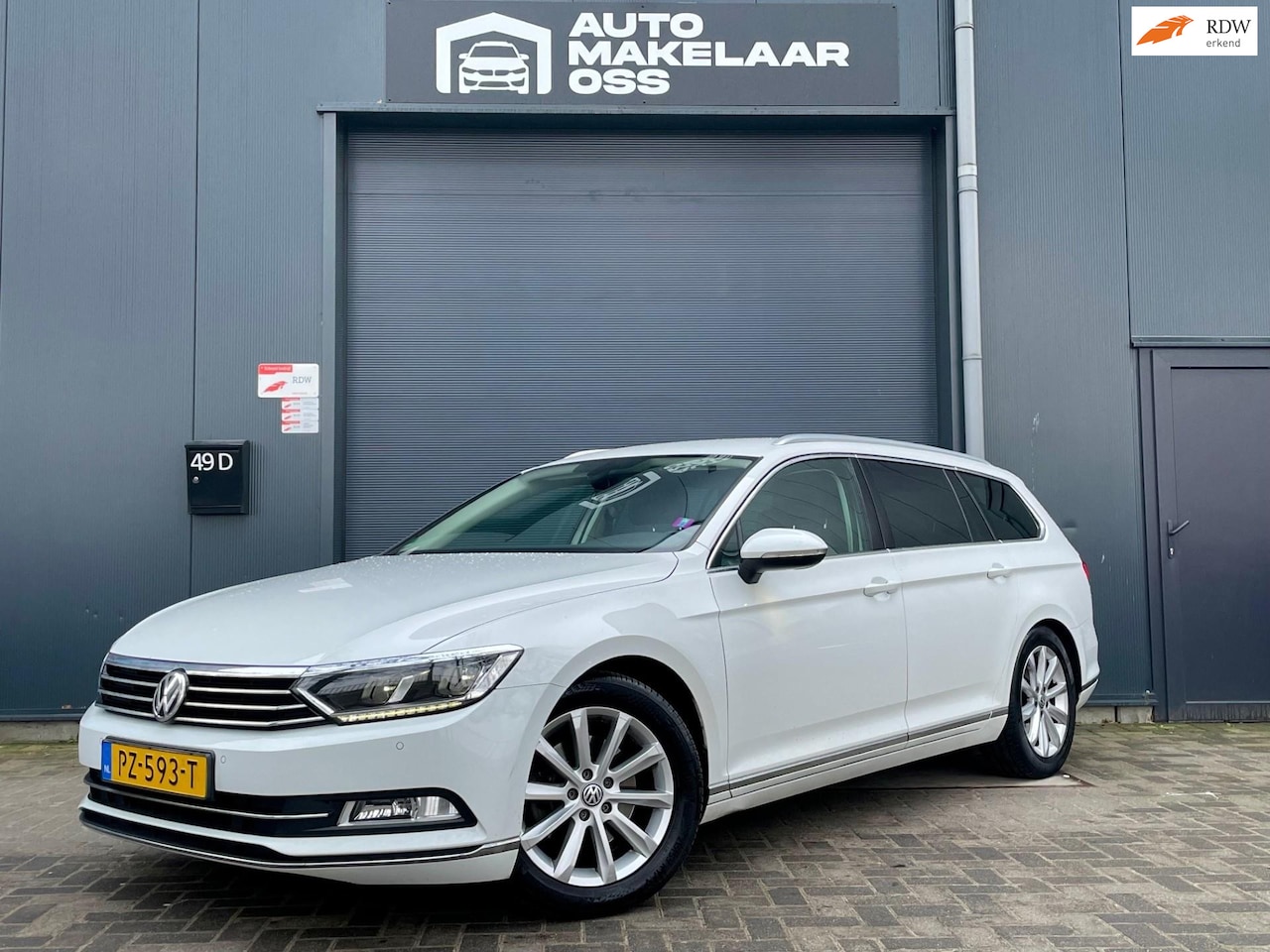 Volkswagen Passat Variant - 1.4 TSI ACT Highline CRUISE CLIMA KEYLESS START TREKHAAK STOELVERWARMING MF STUUR COMPLETE - AutoWereld.nl