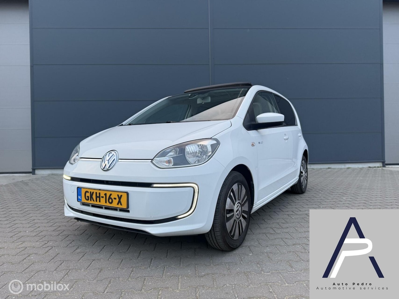 Volkswagen e-Up! - e-Up! Schuif kantel dak Luxe uitvoering 2015 - AutoWereld.nl