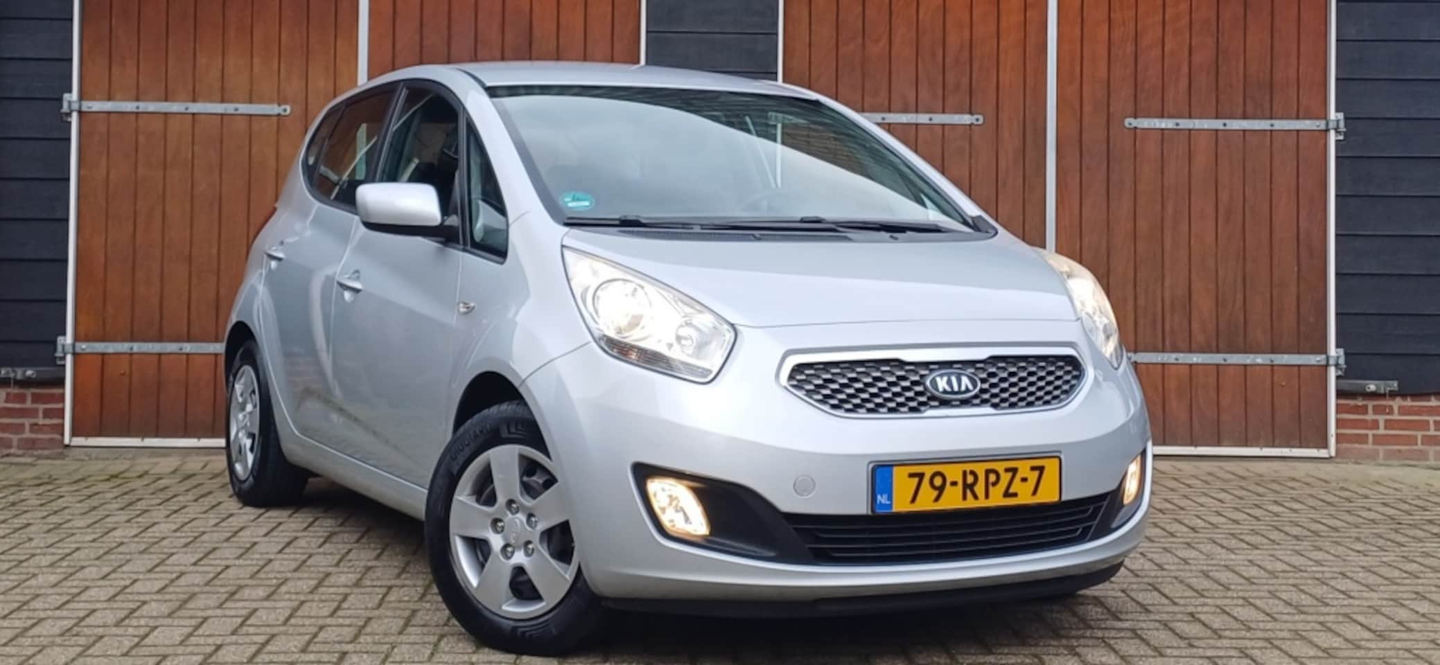 Kia Venga - 1.4 CVVT Seven 1.4 CVVT Seven, NAP, Trekhaak, Bluetooth, Nieuwe APK - AutoWereld.nl