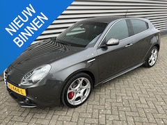 Alfa Romeo Giulietta - 1.4 T QV Line Veloce Exclusive Automaat