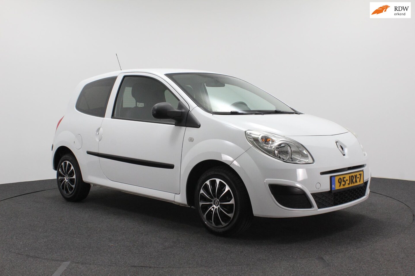 Renault Twingo - 1.2 Authentique | Airco | Elektrische ramen | Erg goed onderhouden - AutoWereld.nl