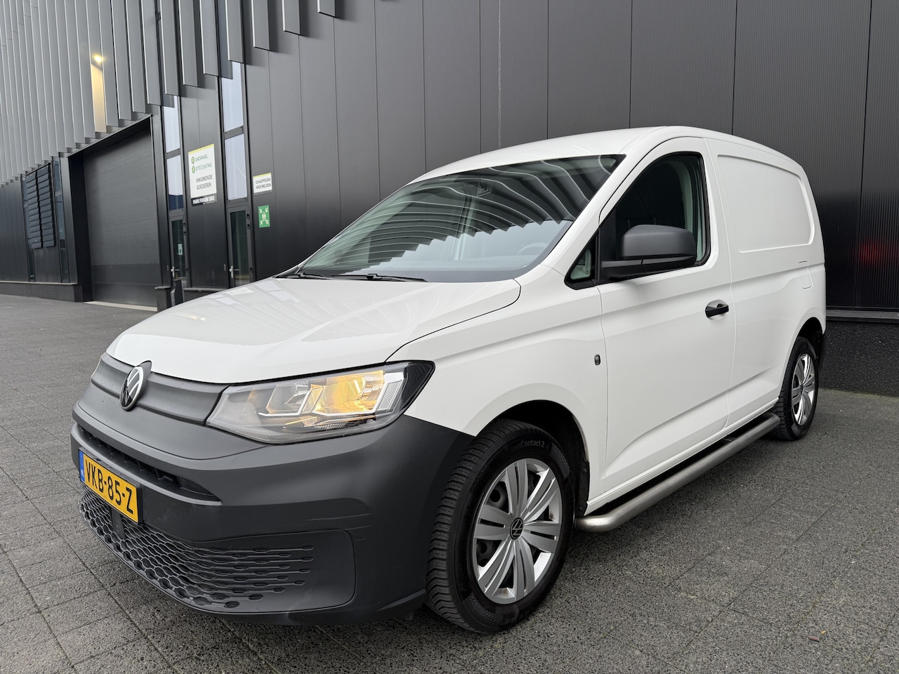 Volkswagen Caddy Cargo - 2.0 TDI Trend ex btw, airco, carplay, super nette auto - AutoWereld.nl