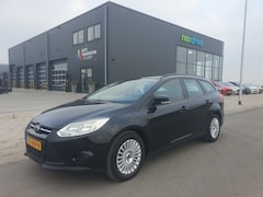 Ford Focus Wagon - 1.6 TI-VCT 105 pk Trend Voorruitverwarming