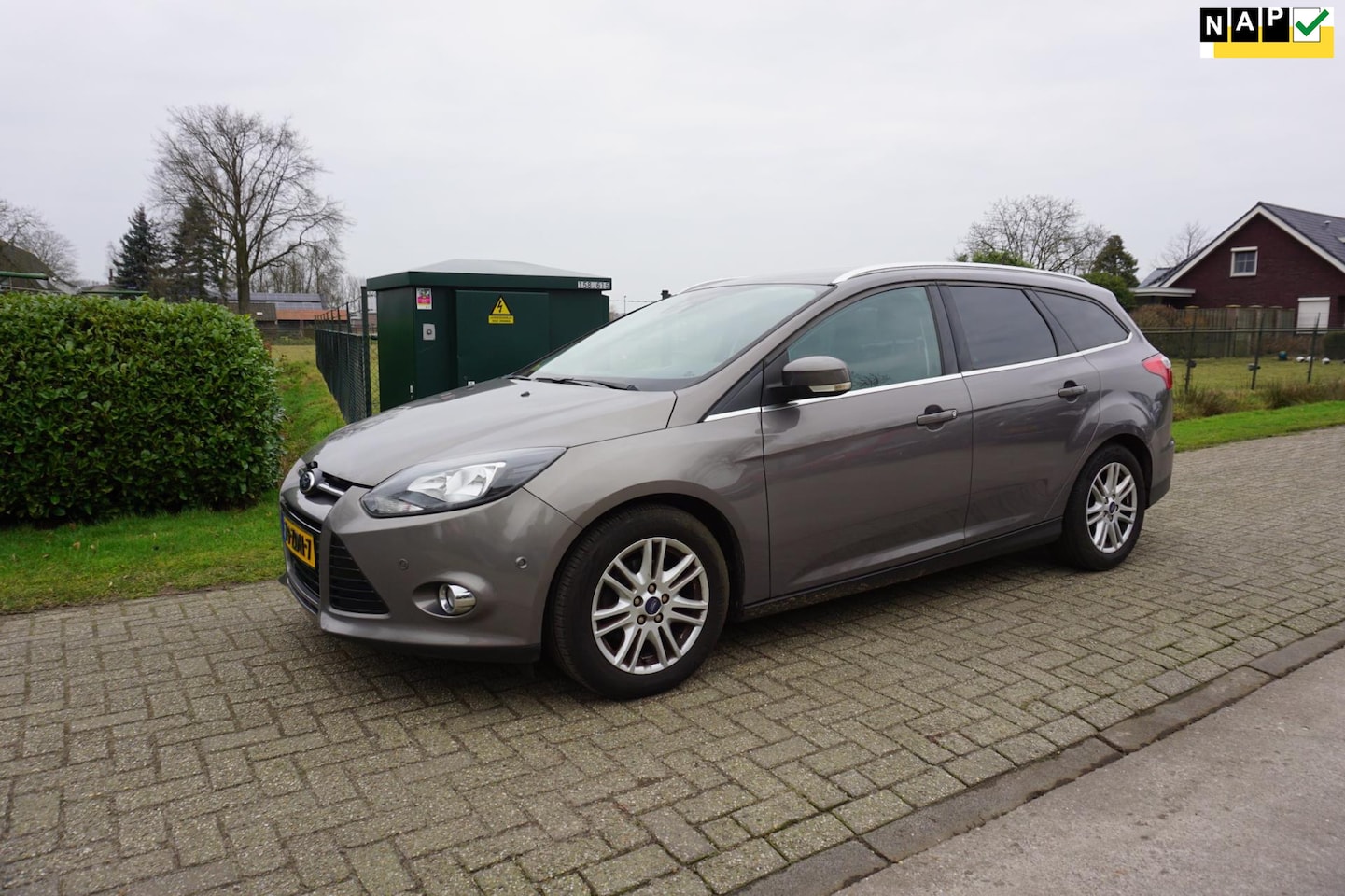 Ford Focus Wagon - 1.0 EcoBoost Titanium 1.0 EcoBoost Titanium - AutoWereld.nl