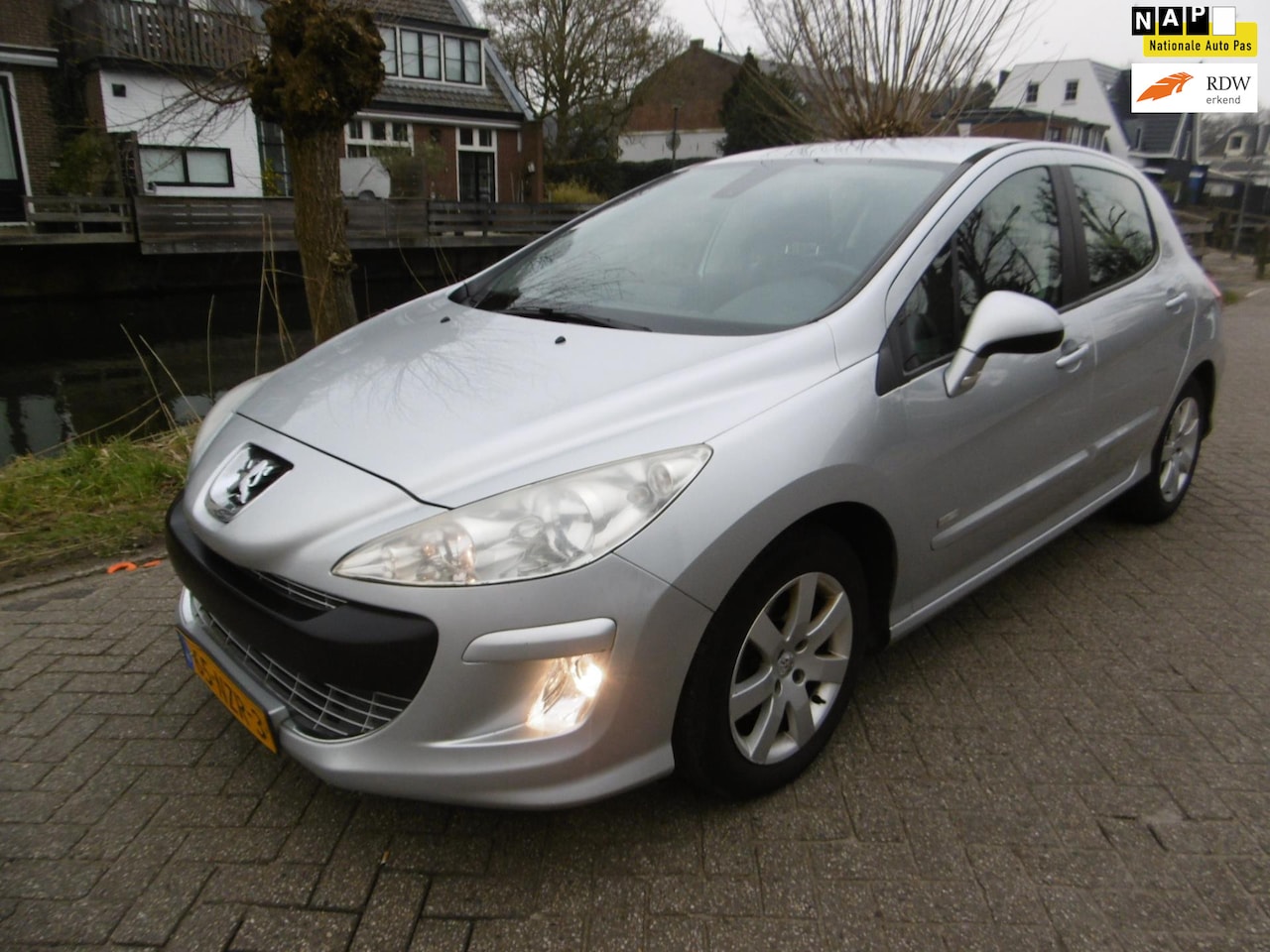 Peugeot 308 - 1.6 VTi 120pk 5-deurs Clima Cruise Navi PDC Historie - AutoWereld.nl