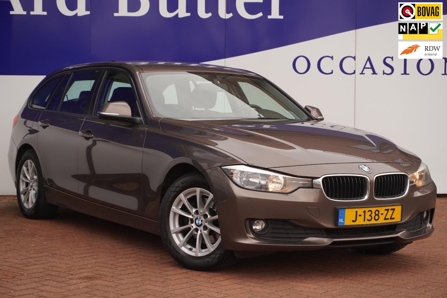 BMW 3-serie Touring - +elek-Klep+ecc+Navigatie+parkeer-Hulp = ZEER NETJES !! - AutoWereld.nl