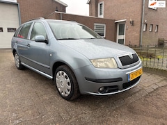 Skoda Fabia Combi - 2.0 Elegance