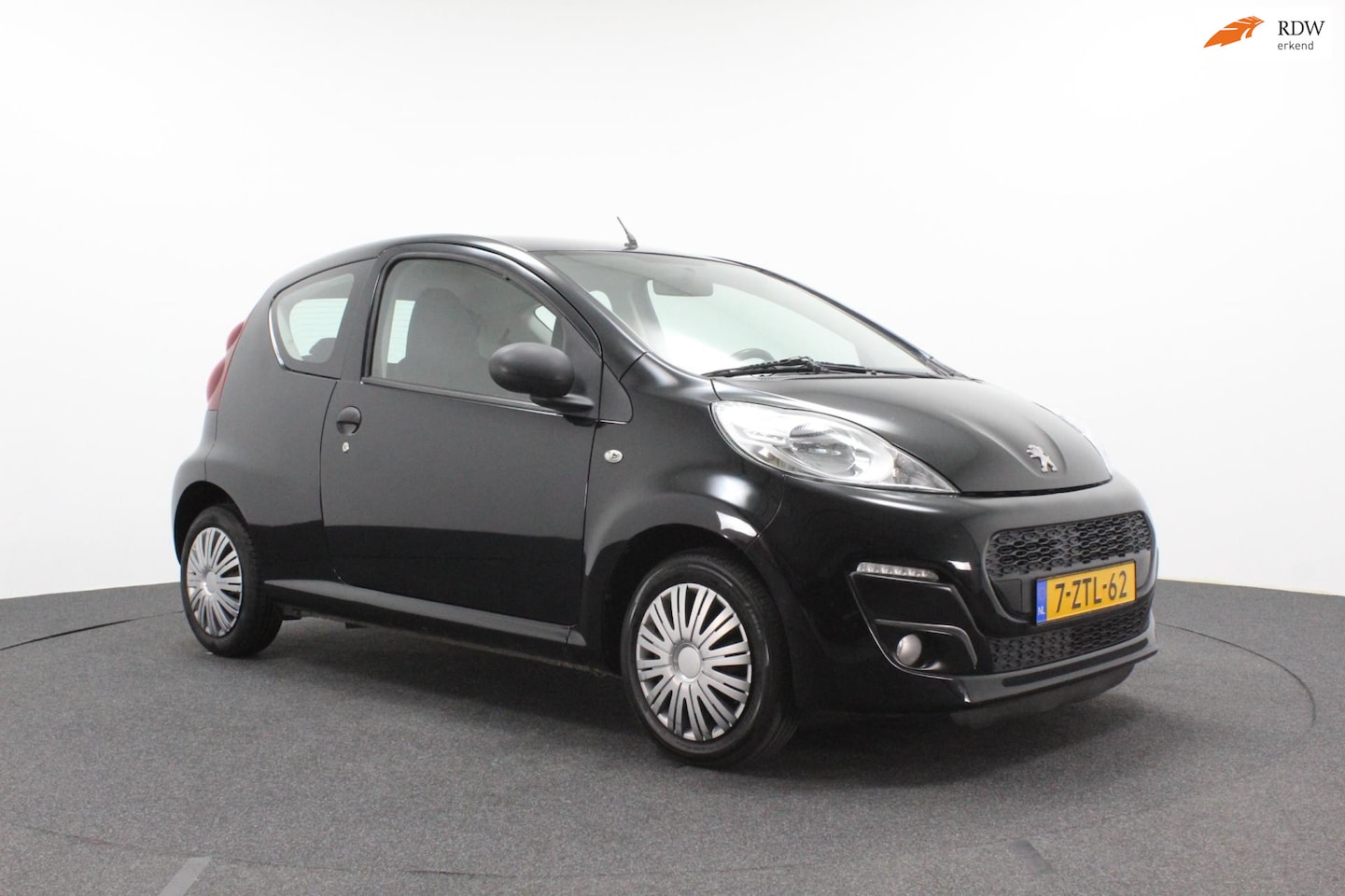 Peugeot 107 - 1.0 Access | Elektrische ramen | Radio cd speler | Nieuwe APK - AutoWereld.nl