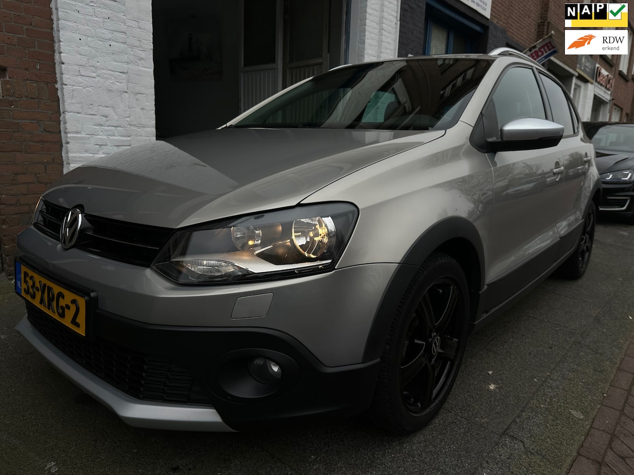 Volkswagen Polo - 1.2 TSI Cross AUTOMAAT Clima Cruise PDC LMV Als Nieuw Zeer Nette Auto - AutoWereld.nl