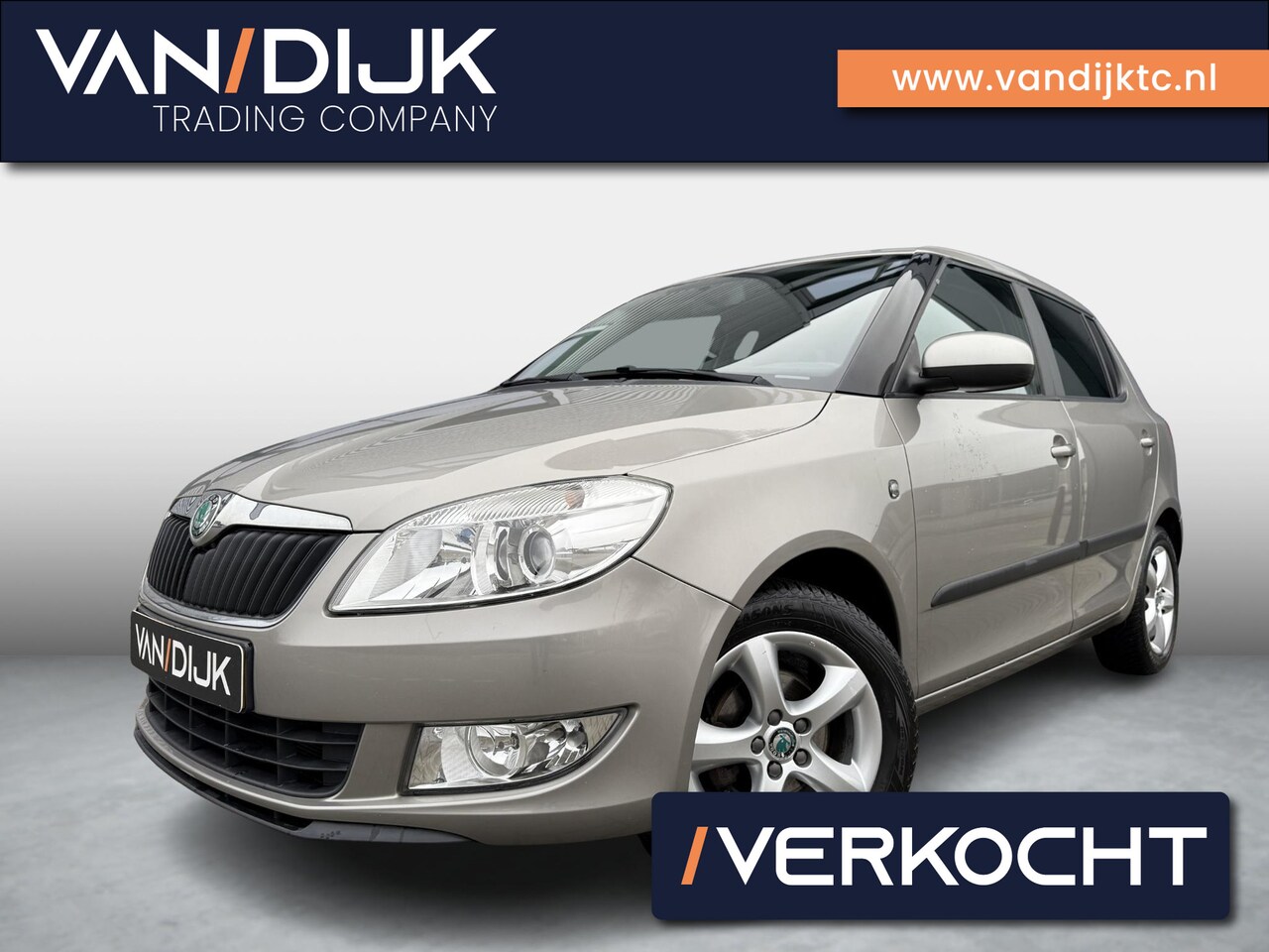 Skoda Fabia - 1.2 TSI Tour ✓Airco ✓Cruise ✓Lichtmetalen velgen ✓Trekhaak - AutoWereld.nl